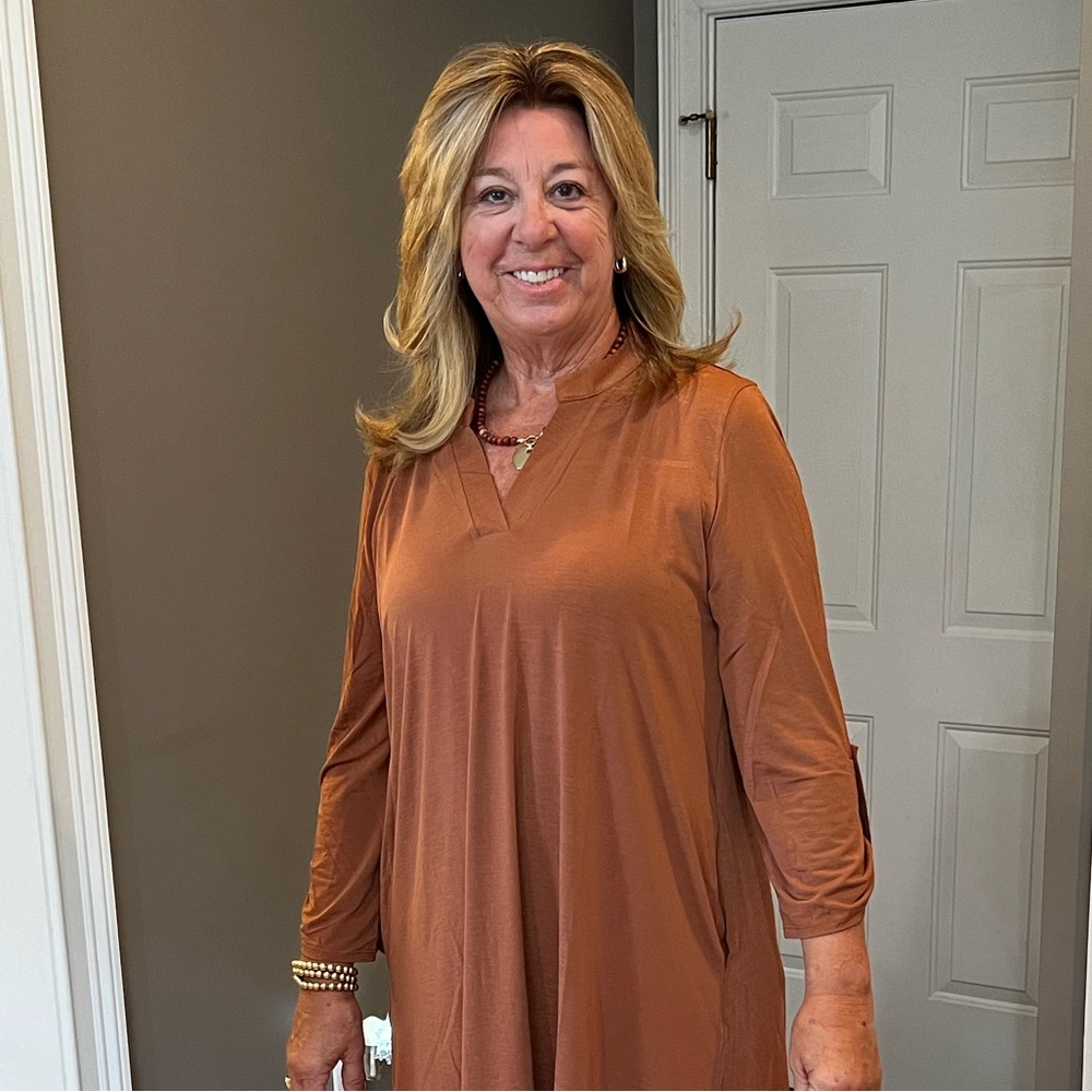 Meet your Posher, Debbie